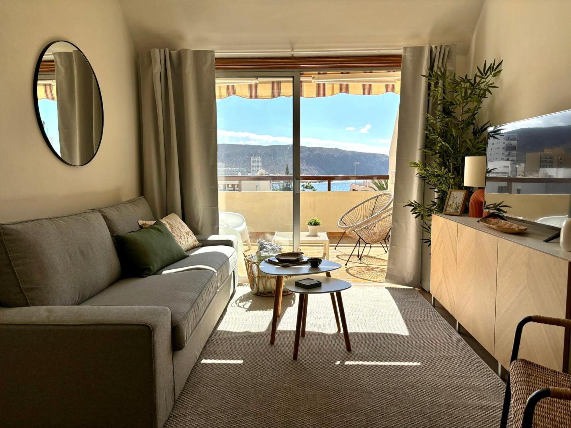 Seaview Apartment - Los Cristianos ロスクリスティアーノス エクステリア 写真